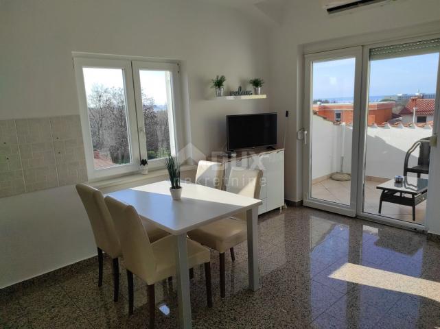 ISTRIA, POREČ - Apartment in a sought-after location 500m from the sea