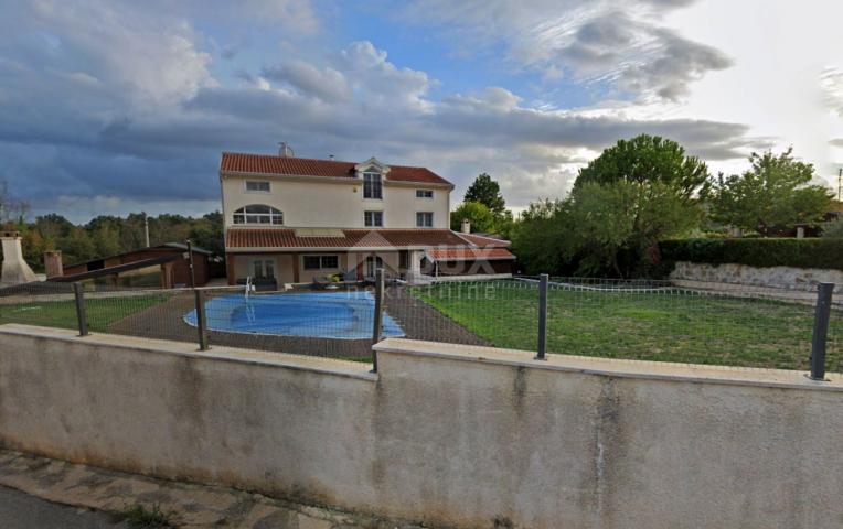 ISTRIA, ROVINJ - Spacious house with a swimming pool