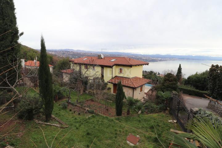 OPATIJA - Stone villa with a panoramic view of the sea!