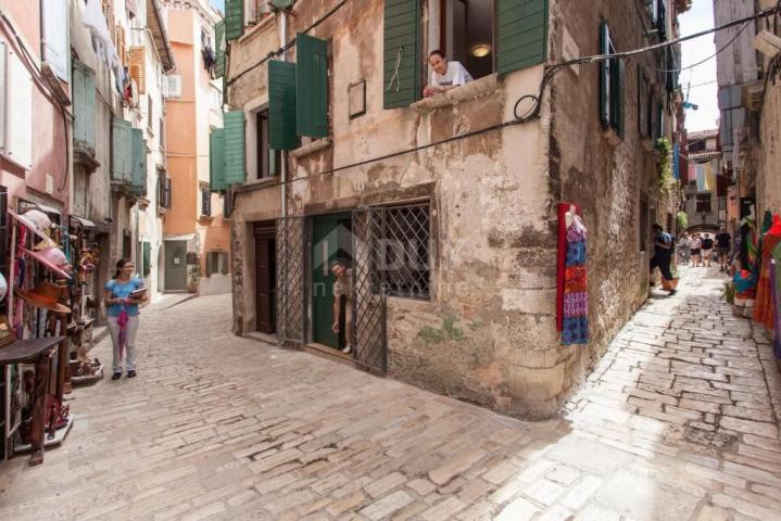 ISTRIEN, ROVINJ - Luxuswohnung im Zentrum der Altstadt!