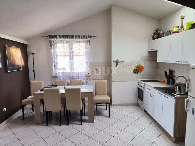 ISTRIA, POREČ - Furnished two-bedroom apartment 1 km from the sea