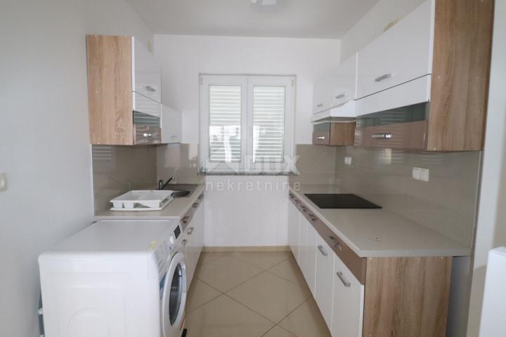  NOVI VINODOLSKI, SMOKVICA - Apartman pored mora