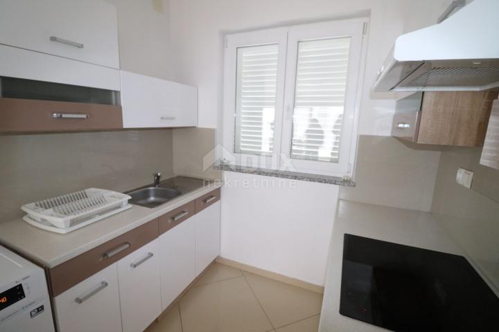  NOVI VINODOLSKI, SMOKVICA - Apartman pored mora