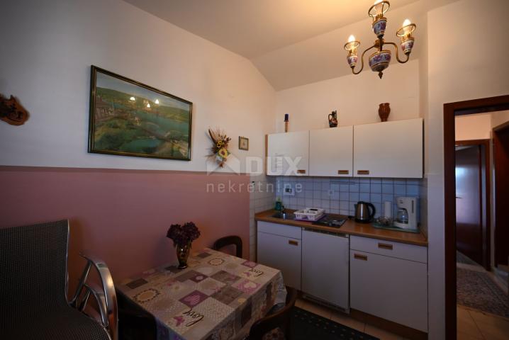 ISTRIA, ŠTINJAN Apartment house with sea view!