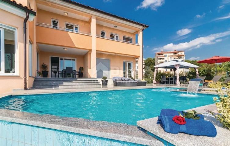 ISTRIA, PULA Villa with pool near the city beaches!