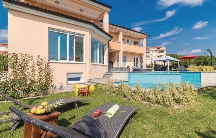 ISTRIA, PULA Villa with pool near the city beaches!