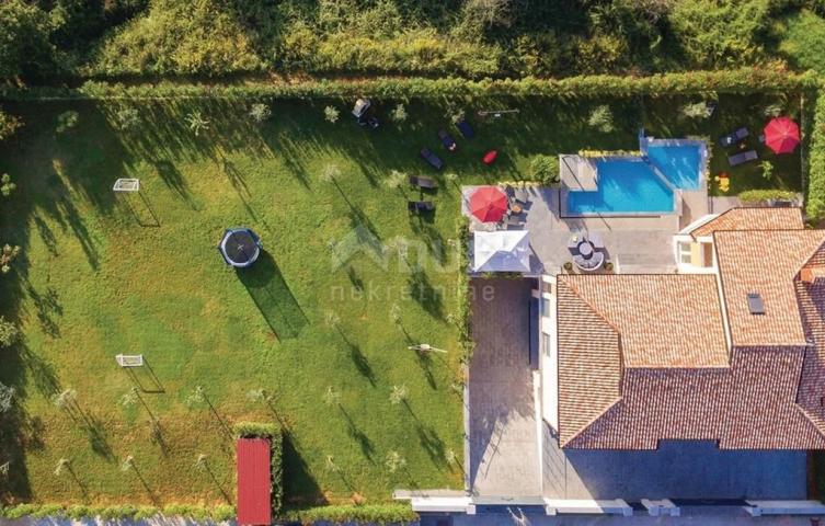 ISTRIA, PULA Villa with pool near the city beaches!