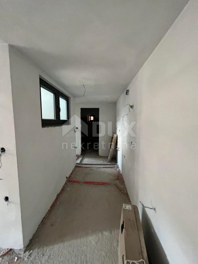 KOSTRENA- dvojna  kuća, 5 apartmana, pogled!!!