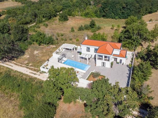 ISTRIA, KANFANAR - Luxury house in a quiet location