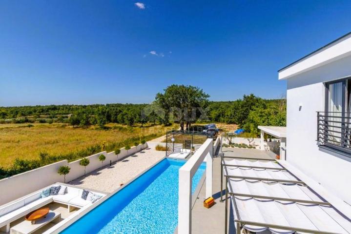 ISTRIA, KANFANAR - Luxury house in a quiet location