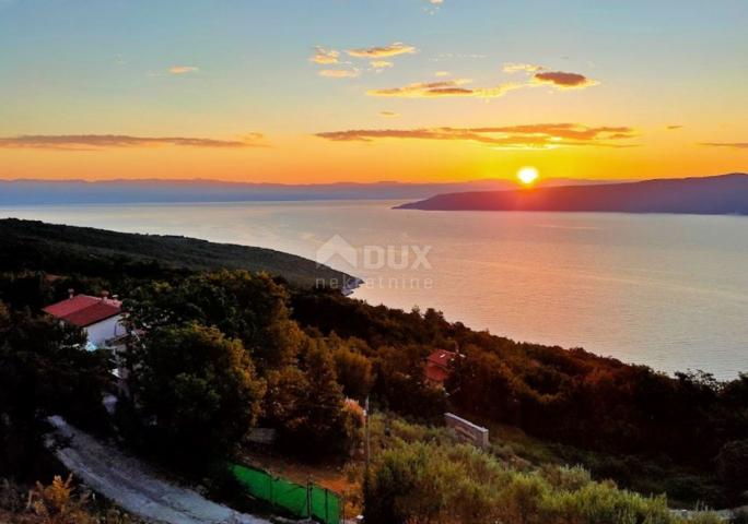 ISTRA, RABAC - Prostrana kuća s pogledom na more