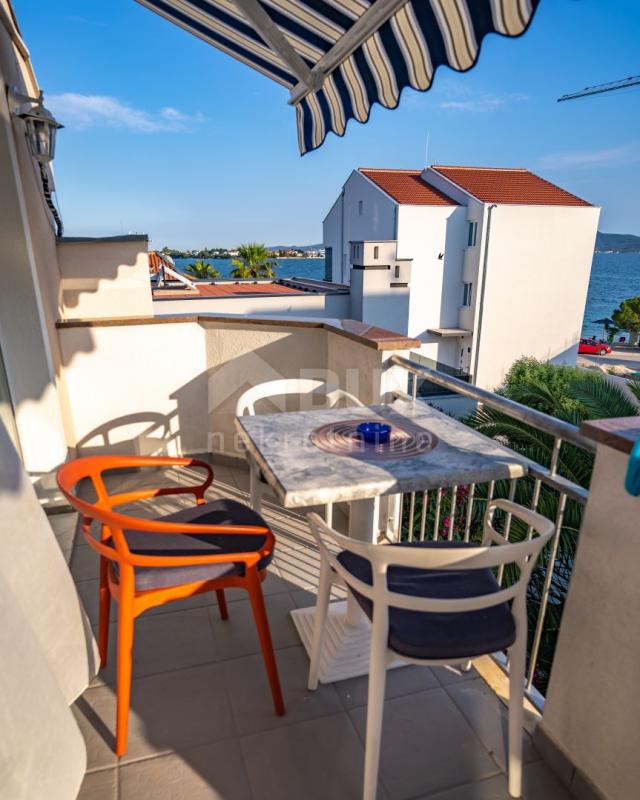 ZADAR, BIBINJE - apartmanska kuća u blizini plaže