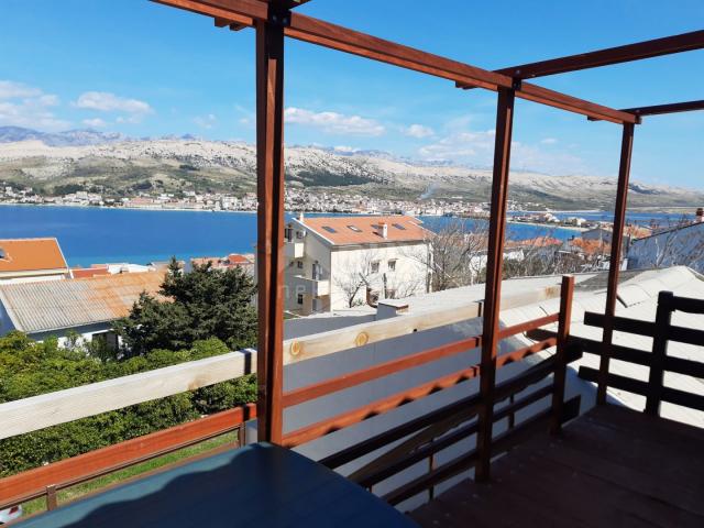 PAG ISLAND, PAG TOWN - semi-detached house 180 m2 for tourism