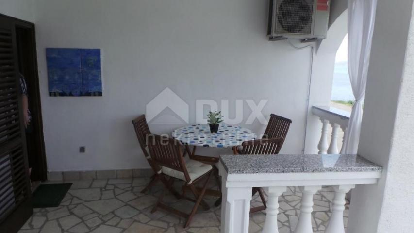 SENJ, SVETI JURAJ - Beautiful apartment house, first row from the sea