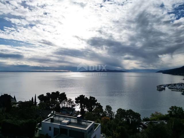 OPATIJA - part of a house with a sea view with 2 apartments and 1 apartment