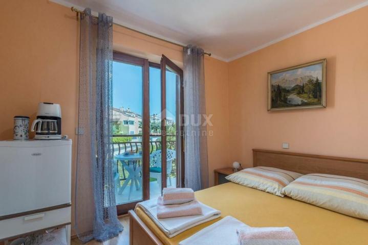 ISTRIA, POREČ - Apartment house near the sea with a sea view