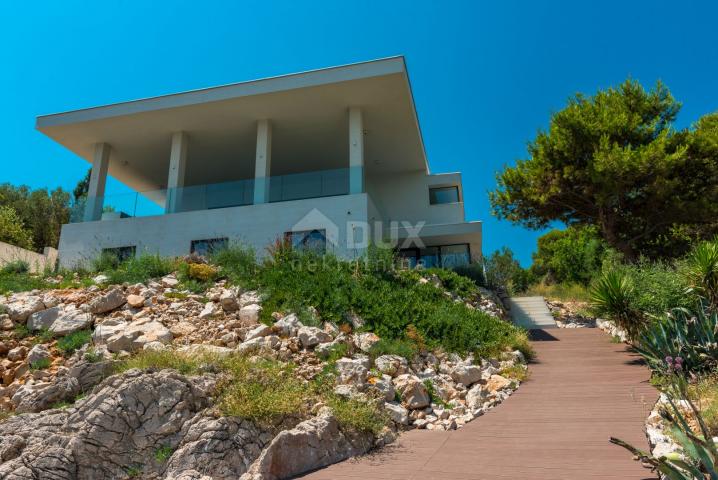 DUBROVNIK, KOLOČEP – exklusive Villa in erster Reihe zum Meer