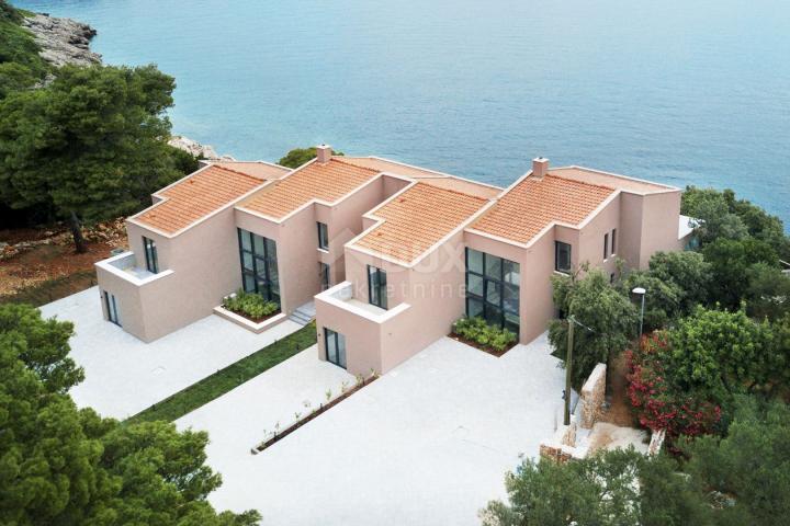 DUBROVNIK, KOLOČEP – moderne Luxusvilla in erster Reihe zum Meer