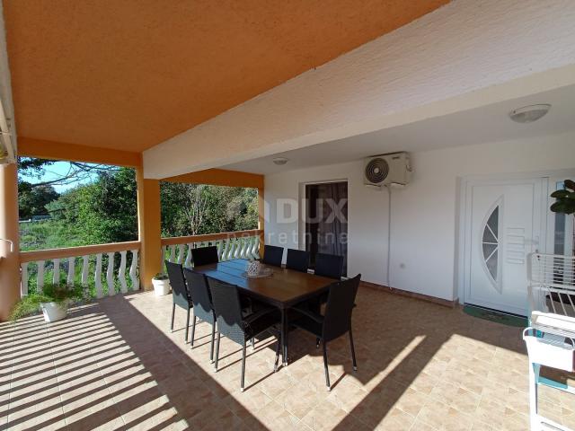 ZADAR, ZATON - Apartmanska vila pokraj mora