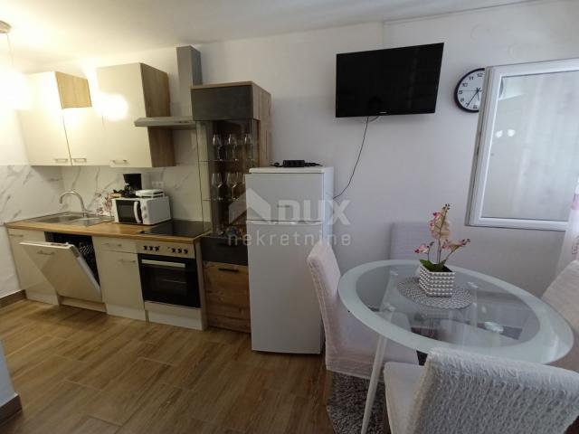 ZADAR, ZATON - Apartmanska vila pokraj mora