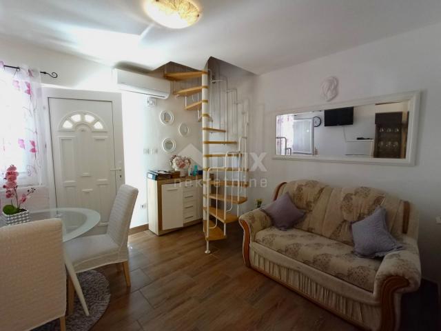 ZADAR, ZATON - Apartmanska vila pokraj mora