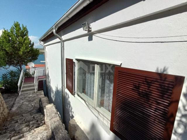 ŠIBENIK, GREBAŠTICA - Apartmanska kuća s pogledom na more