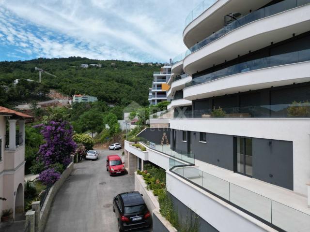 OPATIJA- stan u novogradnji 143m2 s pogledom na more+ okućnica 57m2- APARTMAN 3