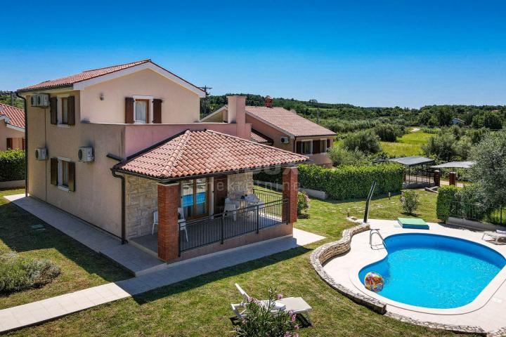 ISTRIEN, POREČ - Luxuriöse Einfamilienhäuser mit Pool und Garten in der Nähe von Poreč