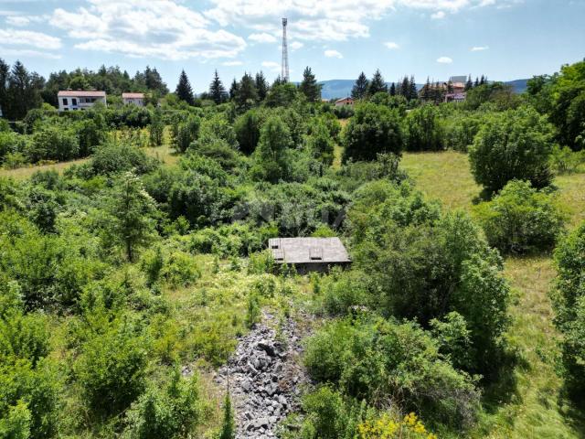 MATULJI, JURDANI, RUPA- građevinsko zemljište 9000m2 s GRAĐ. DOZVOLOM za halu i poslovno stambenu zg