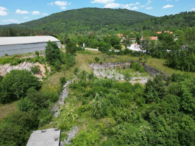 MATULJI, JURDANI, RUPA- građevinsko zemljište 9000m2 s GRAĐ. DOZVOLOM za halu i poslovno stambenu zg