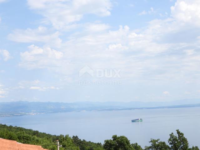 OPATIJA, IČIĆI, POLJANE- villa 500m2 s pogledom na more i bazenom + okoliš  1600m2