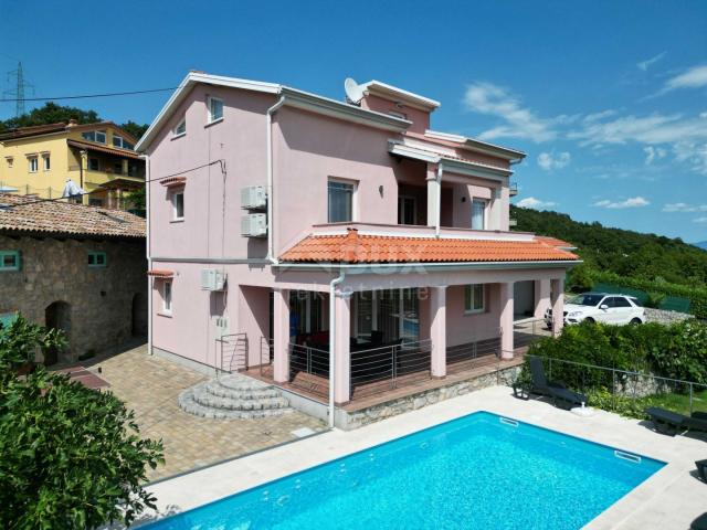 OPATIJA, IČIĆI, POLJANE- villa 500m2 s pogledom na more i bazenom + okoliš  1600m2