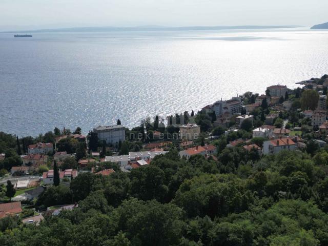 OPATIJA, LOVRAN – Mehrfamilienhaus von 700 m2 mit Swimmingpool + 6000 m2 Grundstück mit einem Projek