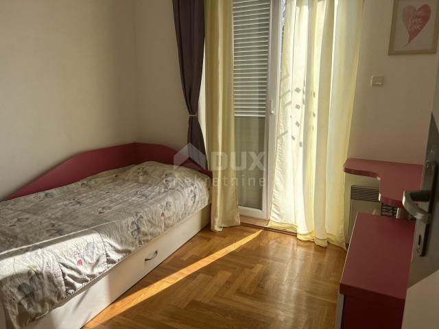 OTOK KRK, MALINSKA - Trosobni apartman s okućnicom