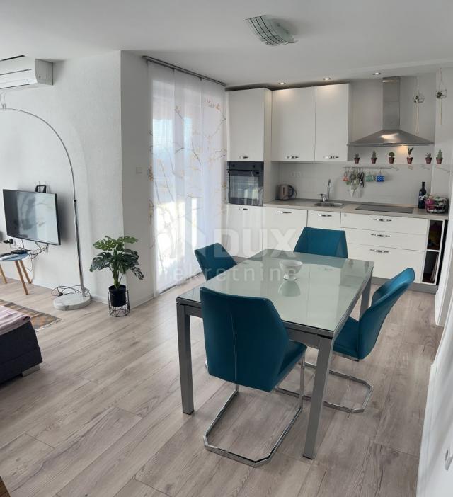 OTOK KRK, MALINSKA - Trosobni apartman s okućnicom