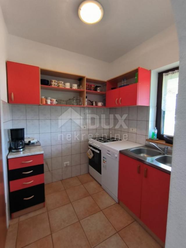 ISTRA, PULA - Apartmanska kuća na mirnoj i traženoj lokaciji!