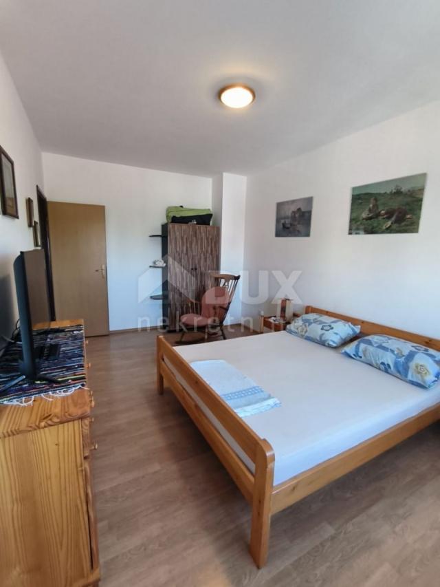 ISTRA, PULA - Apartmanska kuća na mirnoj i traženoj lokaciji!