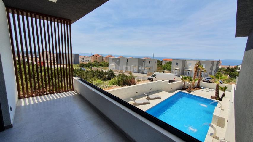 ISLAND OF PAG, NOVALJA - luxury 4 bedroom + living room apartment with pool