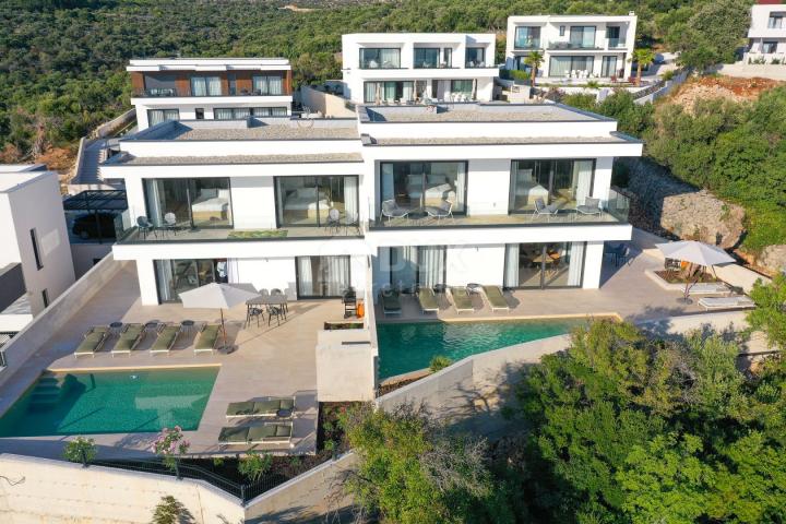 PAG ISLAND, JAKIŠNICA - exceptional modern duplex villa with pool