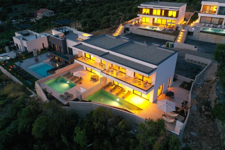 PAG ISLAND, JAKIŠNICA - exceptional modern duplex villa with pool