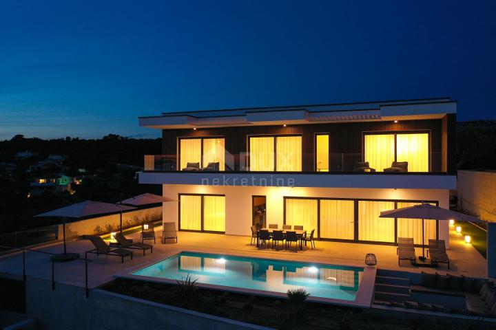 THE ISLAND OF PAG, JAKIŠNICA - an exceptional modern villa with a swimming pool