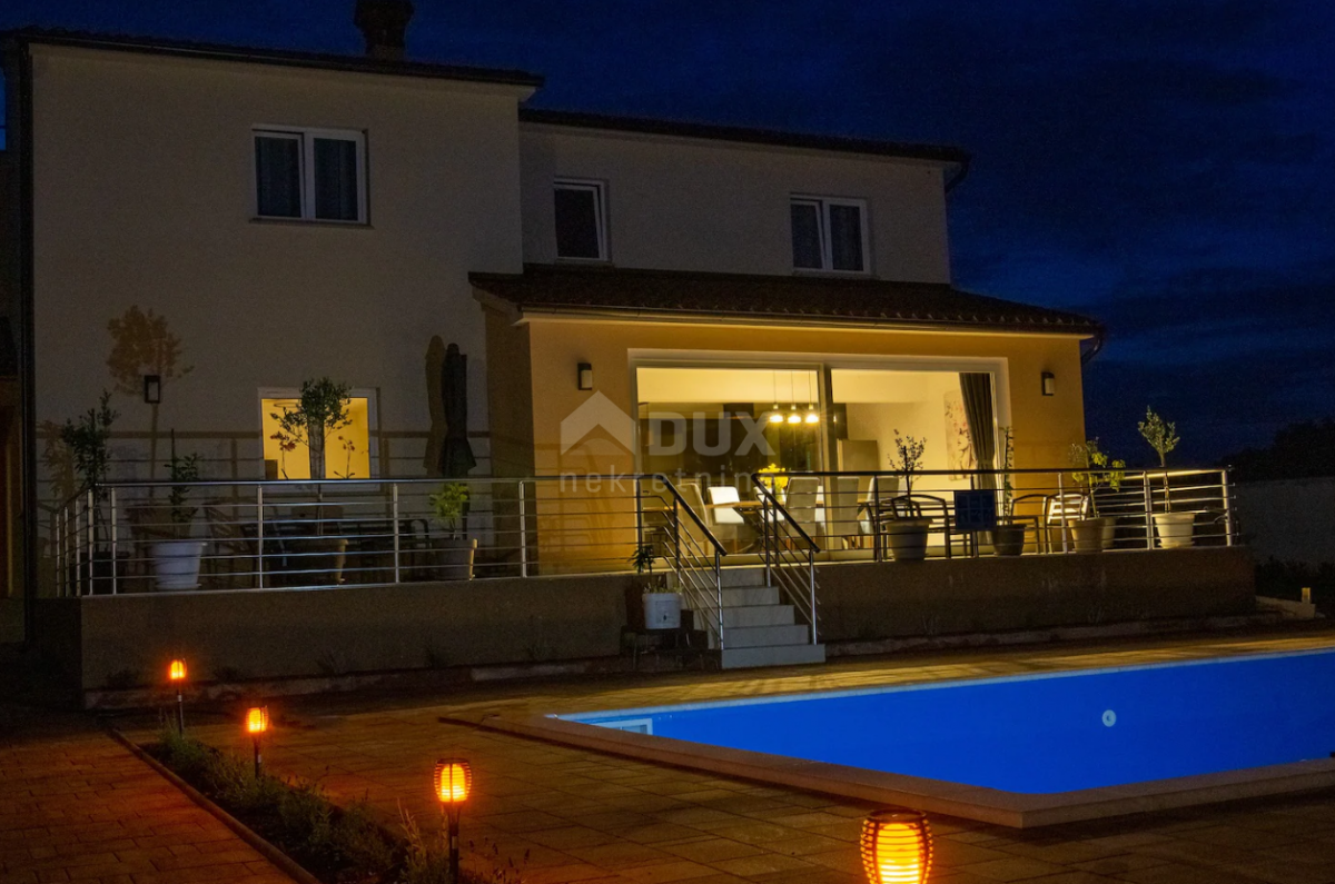 ISTRIA, BARBAN - Luxury villa with auxiliary facility