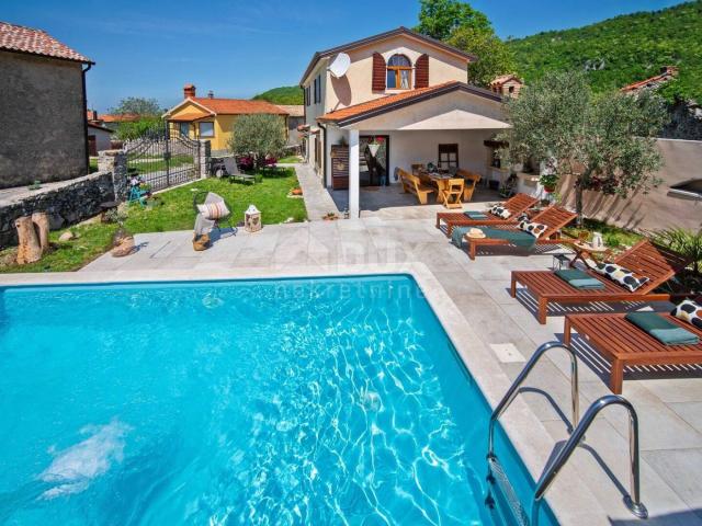 ISTRIA, LUPOGLAV - Rustic house with swimming pool