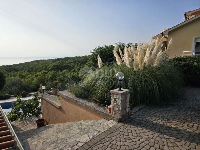 KOSTRENA - Villa with a seaside style pool