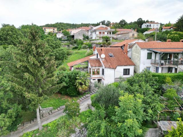 OPATIJA, KASTAV, TRINAJSTIĆI - Haus 110m2 mit Meerblick + Garage 90m2 + Nebengebäude 45m2 + Umgebung