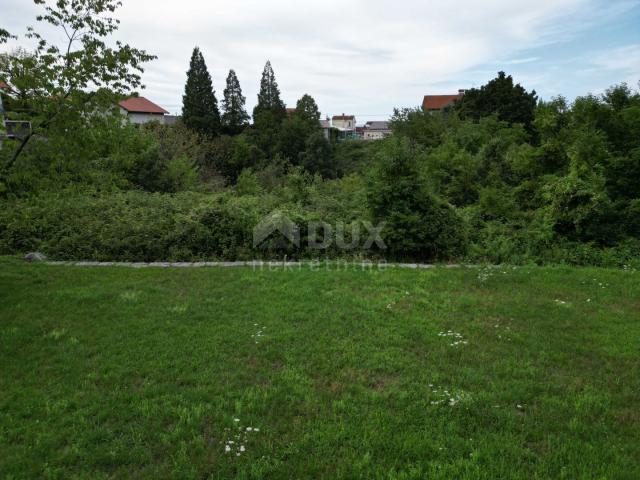 OPATIJA, KASTAV, TRINAJSTIĆI- kuća 110m2 s pogledom na more + garaža 90m2 + pomoćne zgrade 45m2 + ok