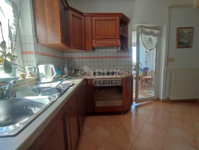 ISTRA, ŠTINJAN - Apartmanska kuća s panoramskim pogledom na more 