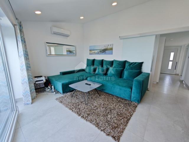 CRIKVENICA - Perfect penthouse in a perfect location!