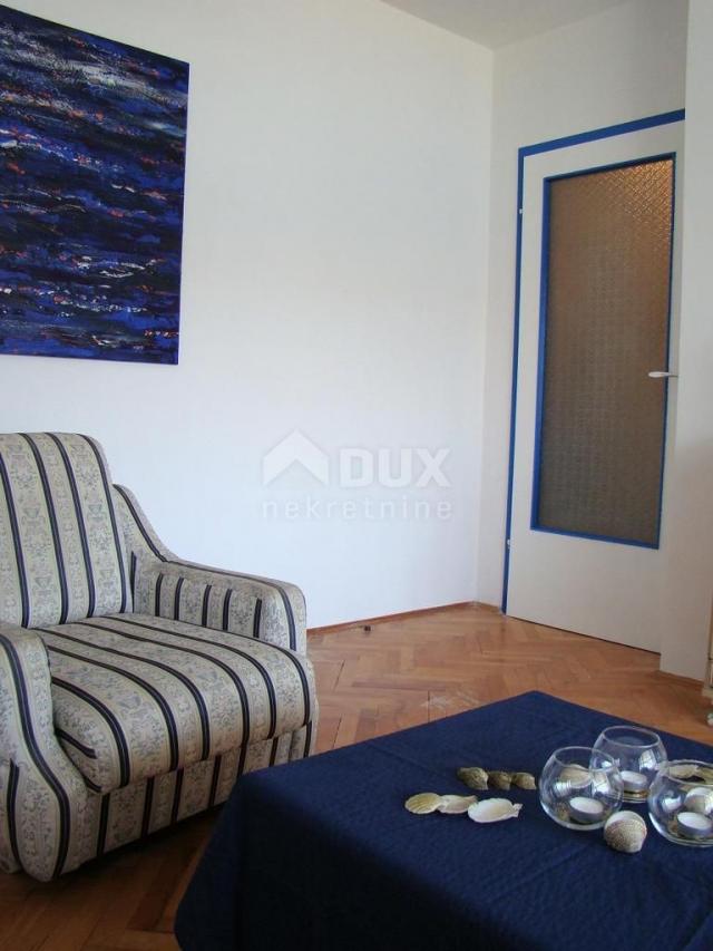 OTOK PAG, GRAD PAG, apartman 50 m od mora, predivan pogled