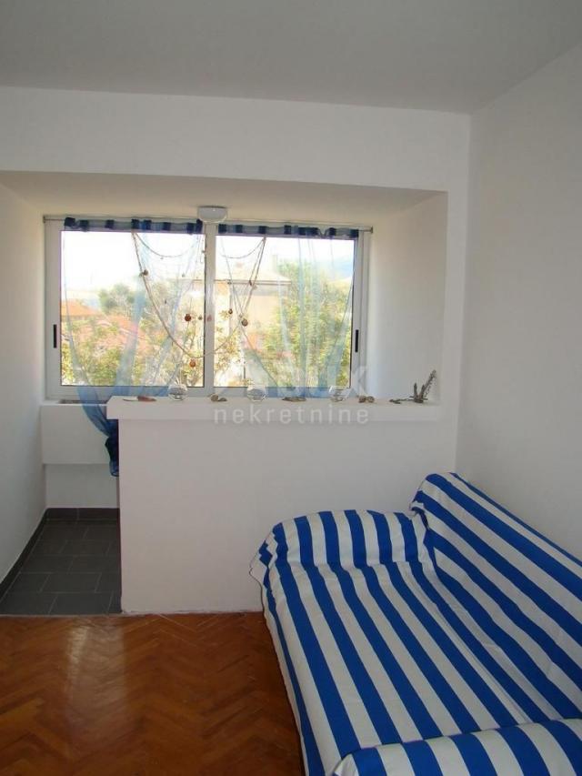 OTOK PAG, GRAD PAG, apartman 50 m od mora, predivan pogled